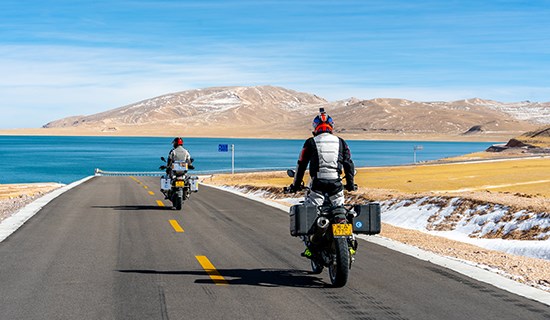 Tibet Mietmotorradreise auf BMW von Lhasa via Everest und Kailash nach Nepal